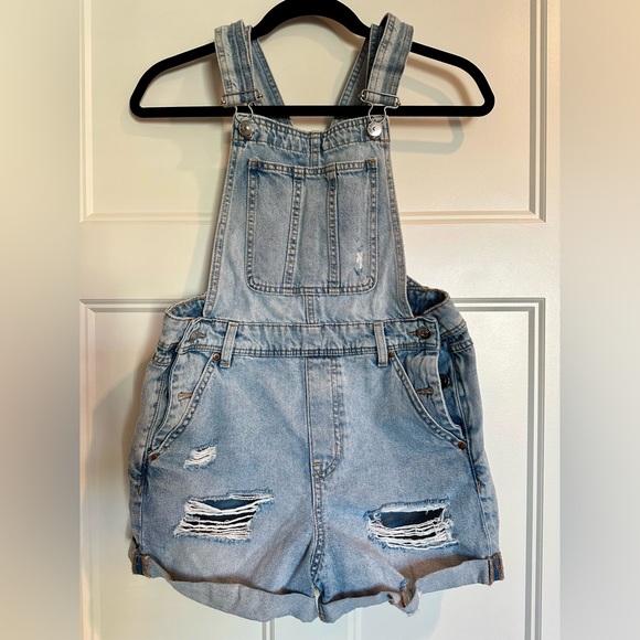 H&M Short Overalls - Picture 1 of 3